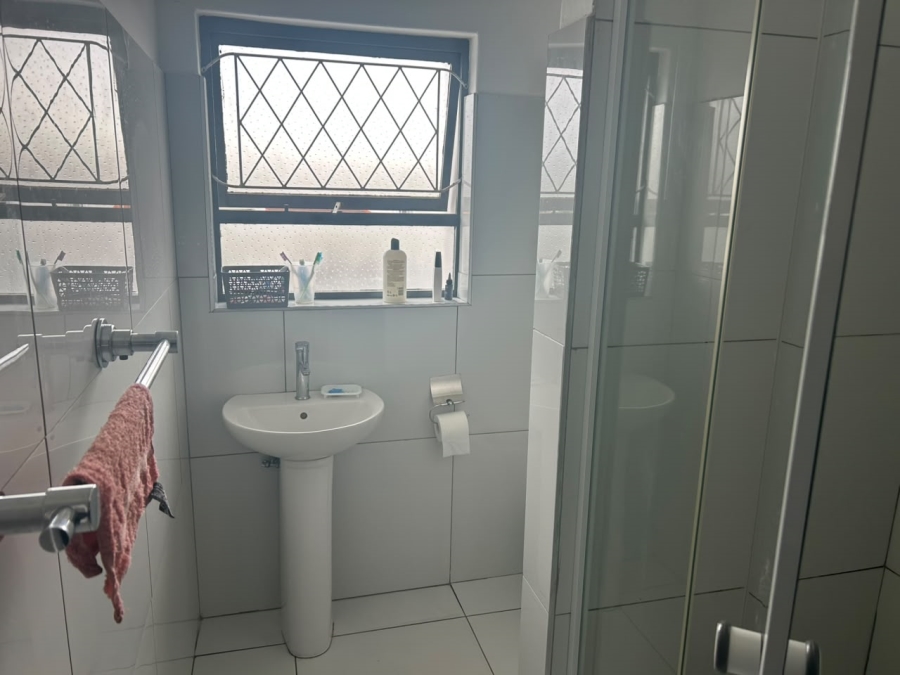 To Let 3 Bedroom Property for Rent in Beacon Bay Eastern Cape